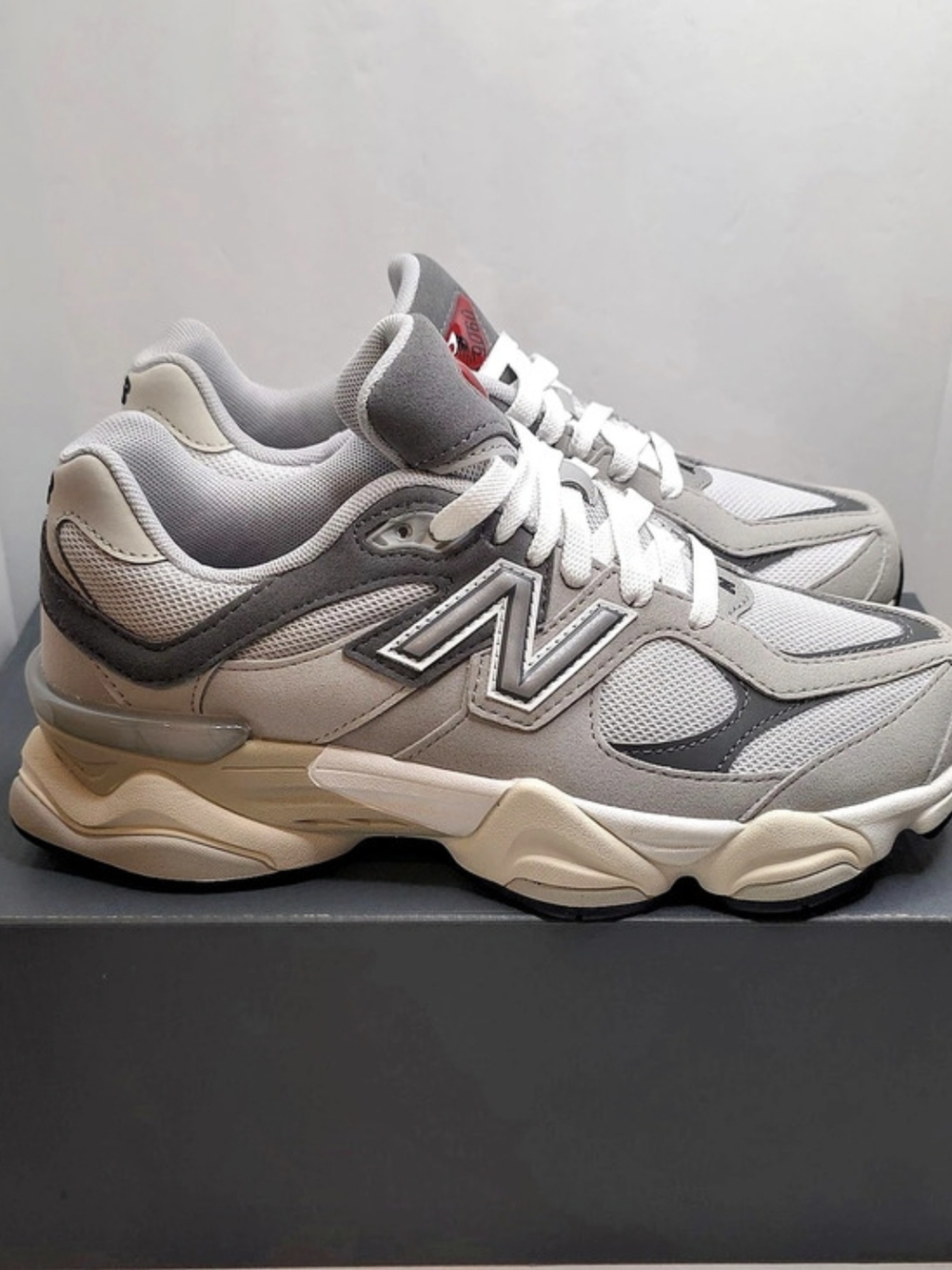 New Balance 9060 Sneakers in Gray & White US 6.5Y/8W